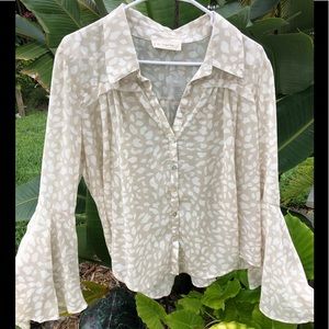 BNWT By Together Wing Sleeve Blouse
